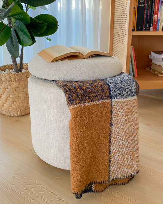 Yuvarlak Sandıklı Puf.